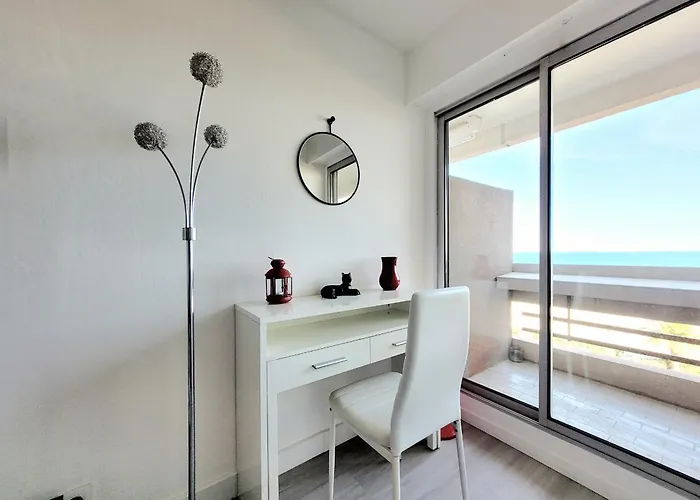 Confort Avec Terrasse, Vue Et Parking - - Fr-1-794-148 *